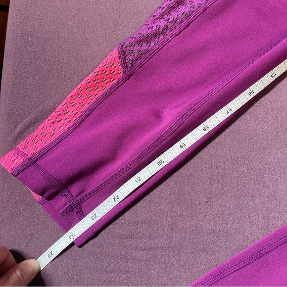 Nike Pro DRI-FIT High-waisted 7/8 Leggings, Pockets in Purple/Pink - Size Medium - Picture 2 of 6